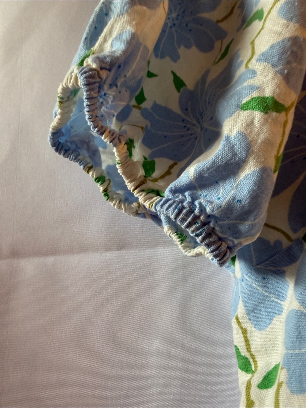 WWW Blue Floral Puff-Sleeve Square-Neck Top - Women - Picture 3 of 4